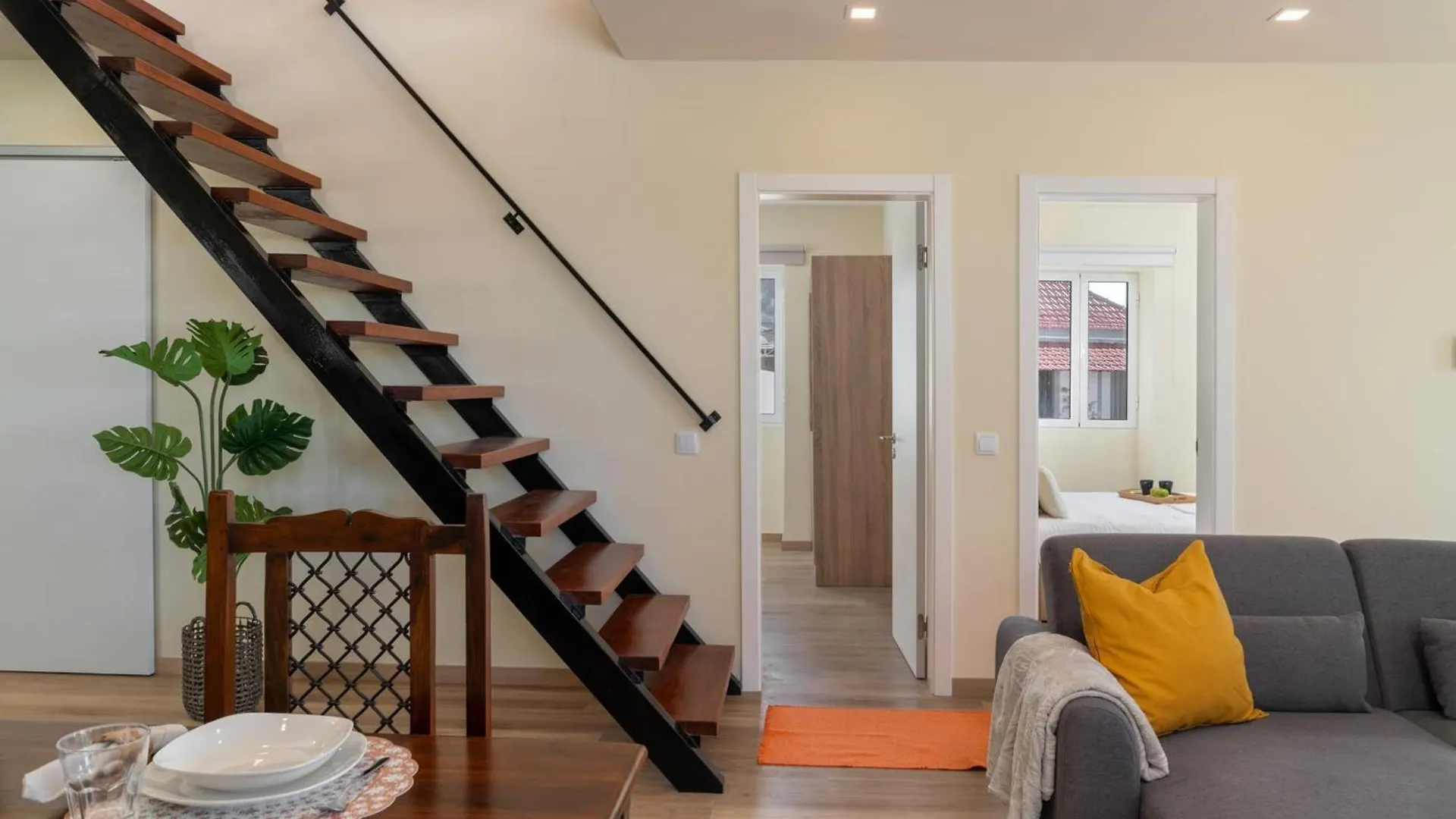 Vakantiehuis Madeira Friendly Guest House By An Island Apart Funchal  Portugal